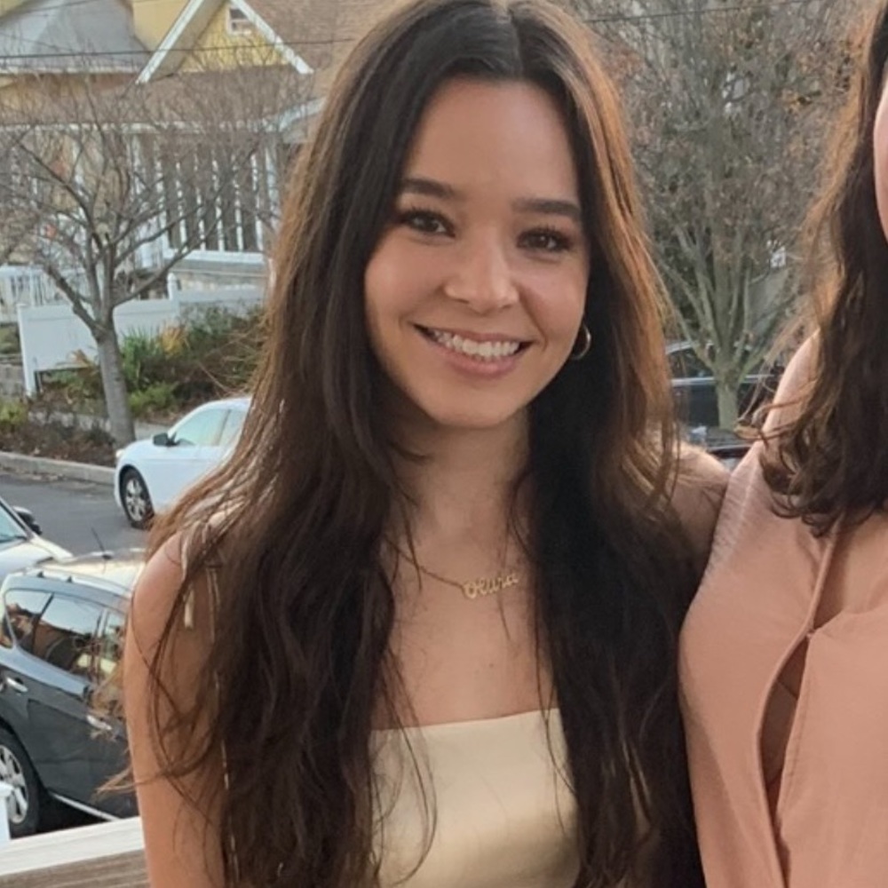 Meet your Posher, Olivia